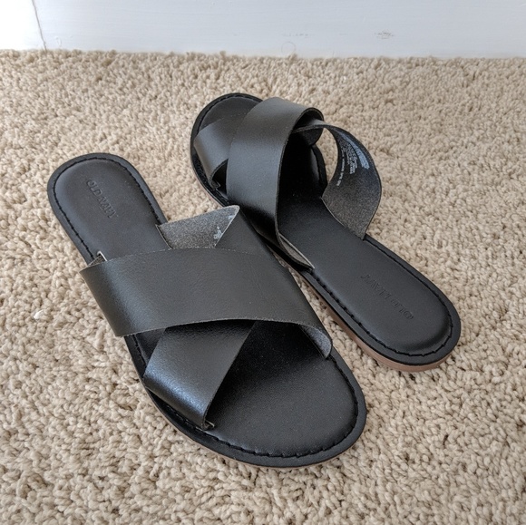 leather cross strap sandals